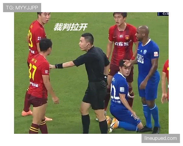 铲球规则详解:判罚标准与裁判判定关键点解析 铲球规则详解:判罚标准与裁判判定关键点解析